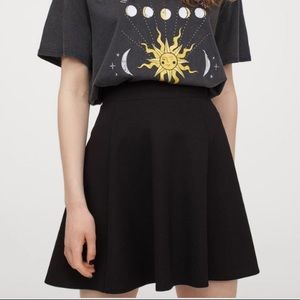 🎀H&M Black Size Large Ladies Short Skirt With Back Zipper